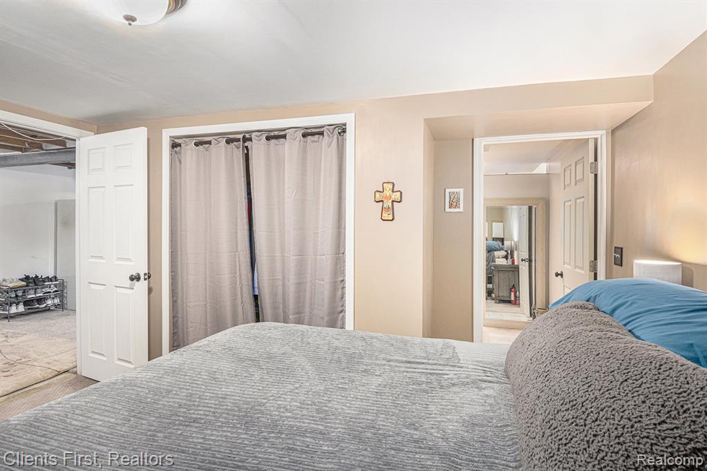 39805 Hillary Drive, Canton, MI 48187 — Photo 15