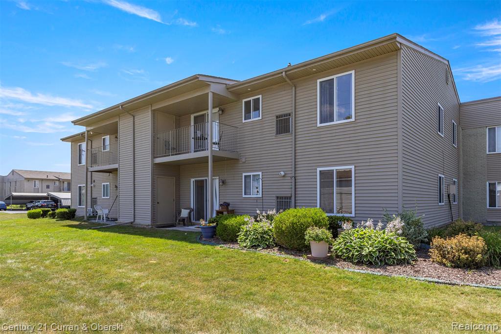 10037 Allen Pointe Drive, Allen Park, MI 48101 — Photo 25