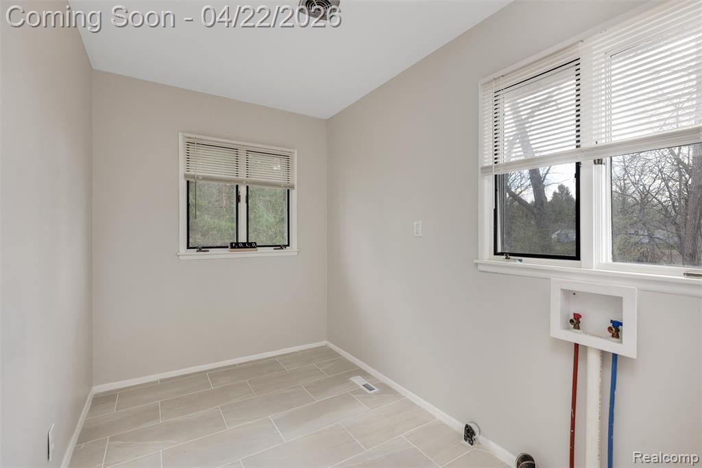 5740 Pine Lane, Ypsilanti, MI 48197 — Photo 16