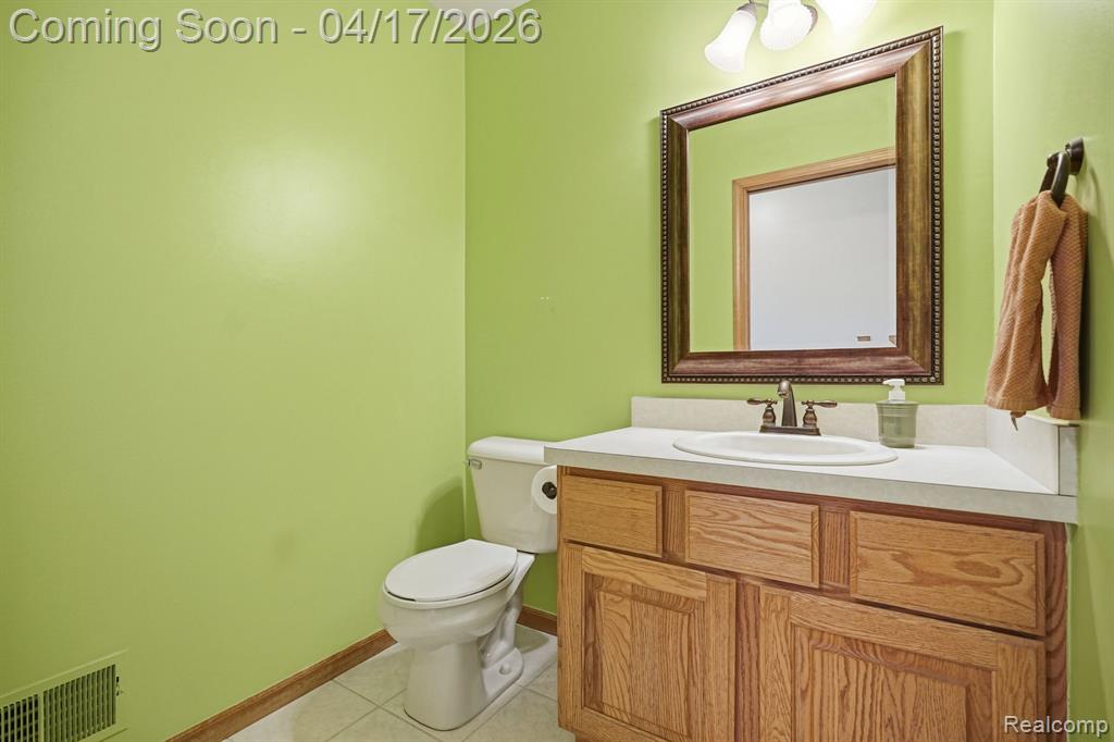 72689 Dequindre Road, Leonard, MI 48367 — Photo 48