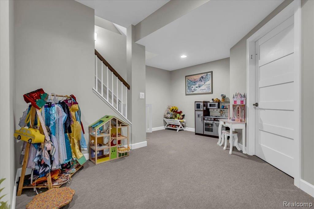868 HAZEL Street, Birmingham, MI 48009 — Photo 49