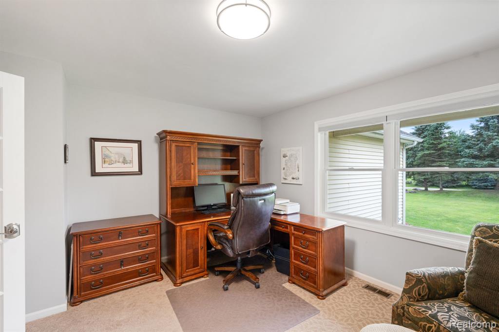 4653 6 Mile Road, South Lyon, MI 48178 — Photo 18