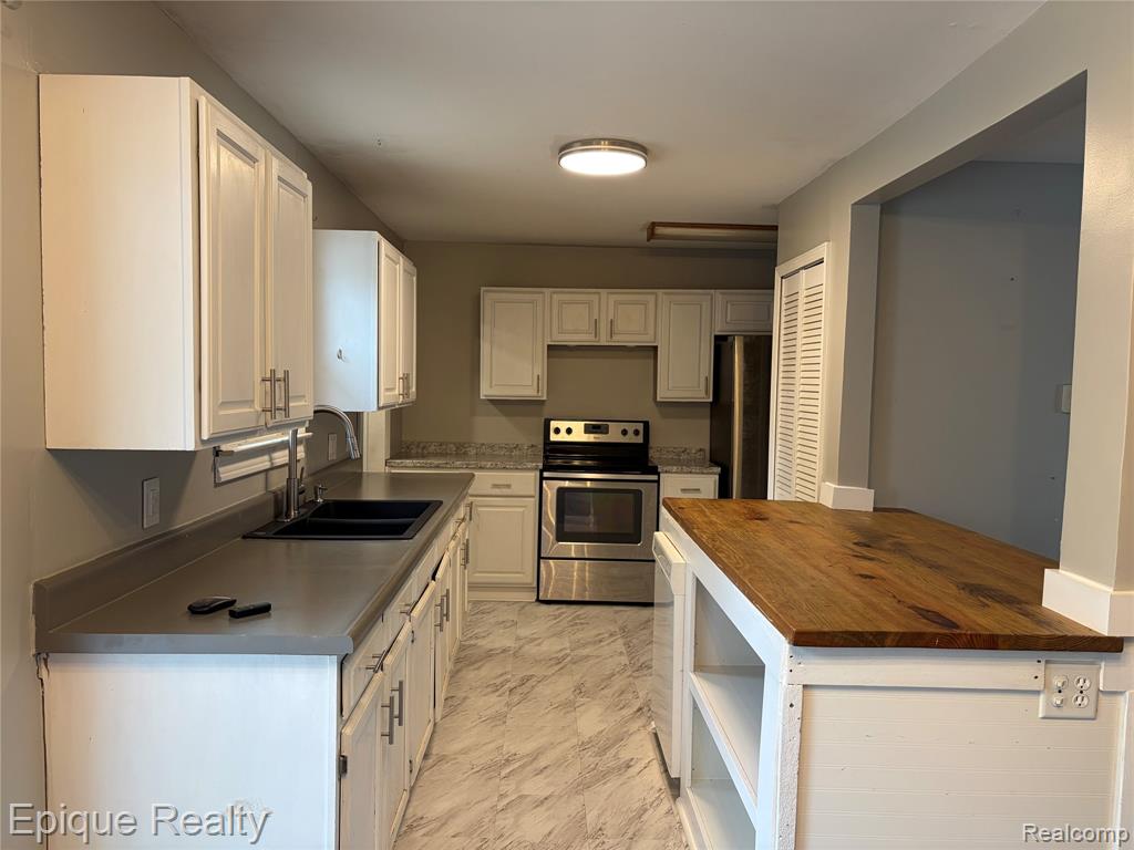 5140 Youngstown Place, Saginaw, MI 48601 — Photo 21