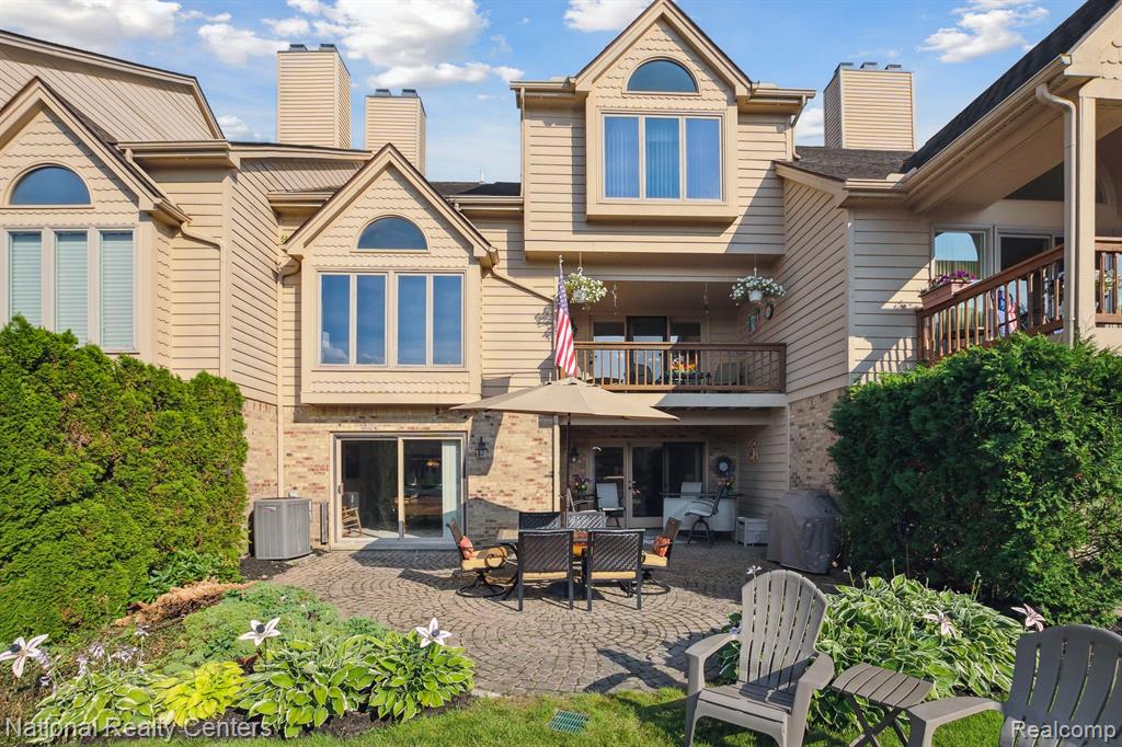47704 BLUE HERON Drive S, Northville, MI — Photo 31