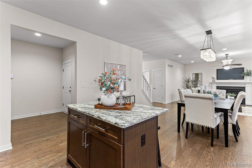 6409 S Trailwoods Drive, Ann Arbor, MI 48103 — Photo 13