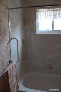 456 W OTIS Avenue, Hazel Park, MI 48030 — Photo 18