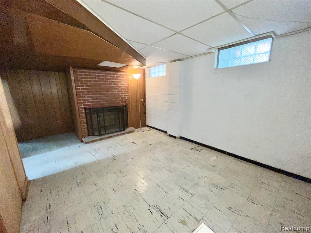 814 N Gainsborough Avenue, Royal Oak, MI 48067 — Photo 23