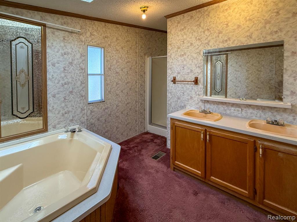 1898 Evergreen Lane, Ypsilanti, MI 48198 — Photo 15