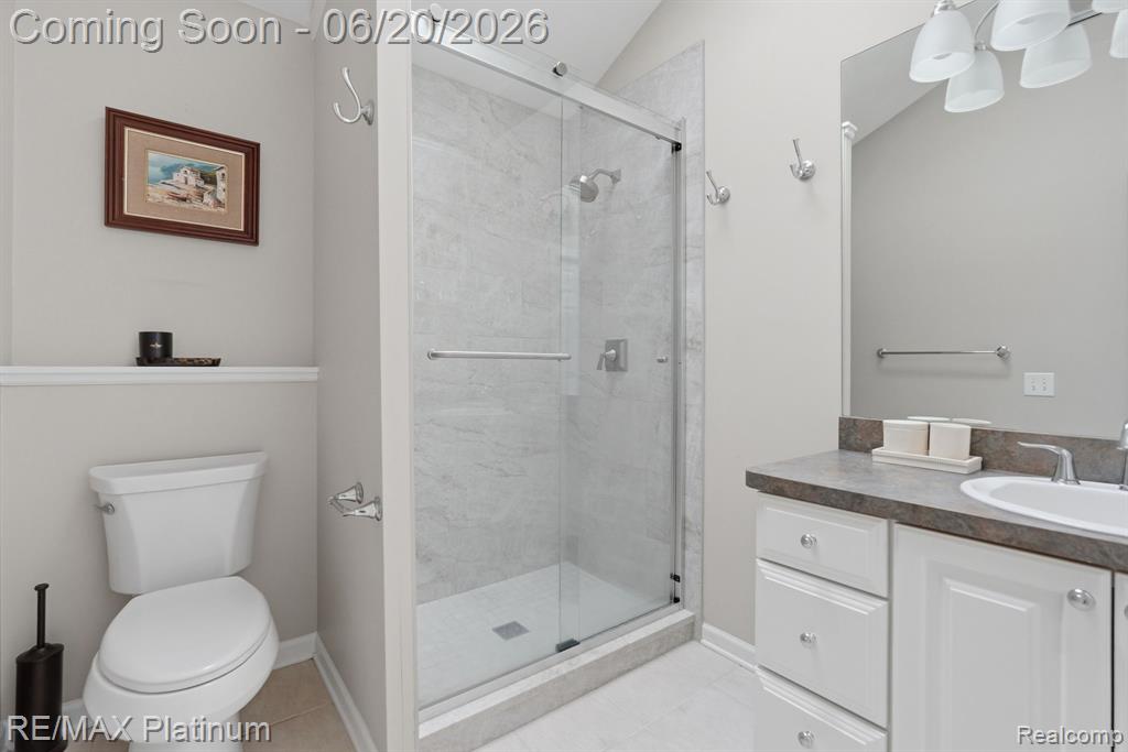 814 Whisperwood Drive, Fenton, MI 48430 — Photo 20