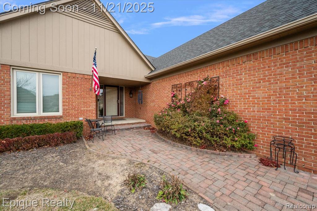 48309 Tecumseh Drive, Macomb, MI 48044 — Photo 6