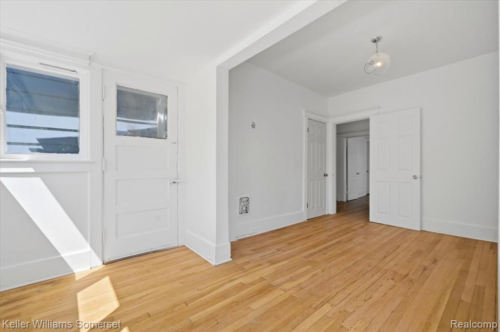 693 Calvert Street, Detroit, MI 48202 — Photo 30