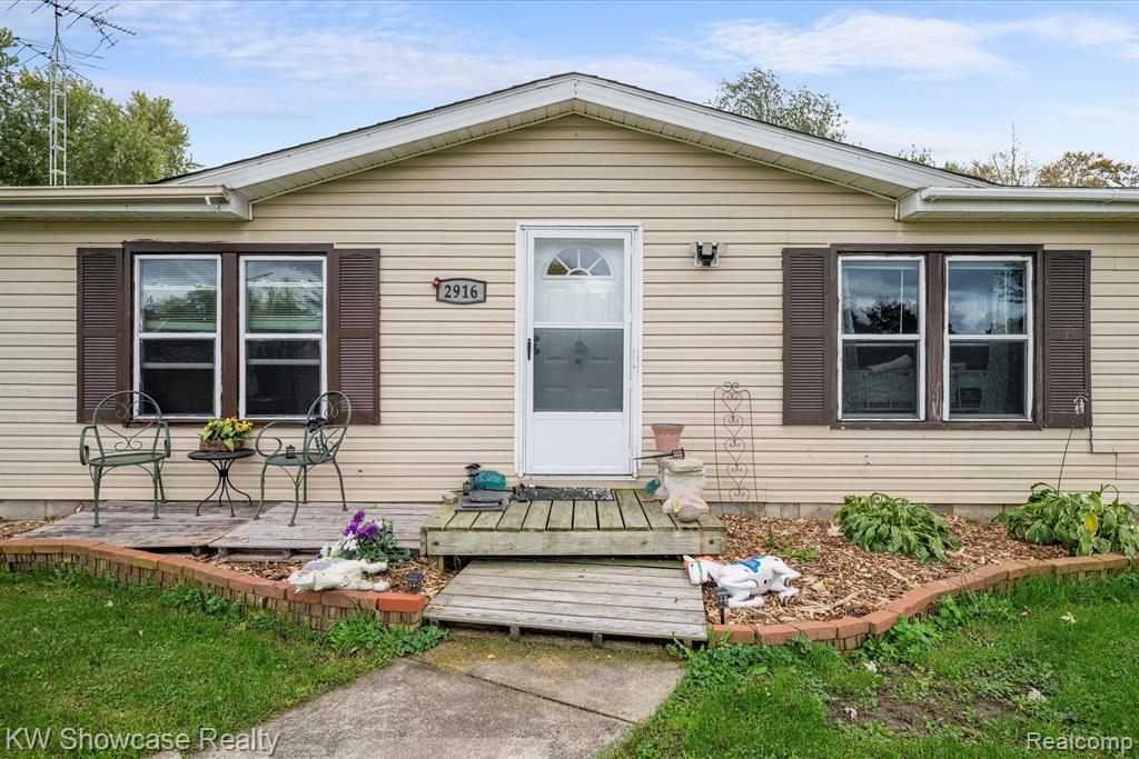 2916 Navarre Boulevard, Monroe, MI 48162 — Photo 3