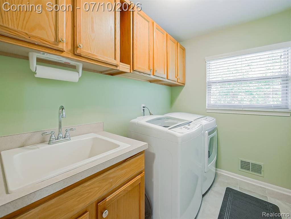 57492 Hawthorn Drive, Washington, MI — Photo 12