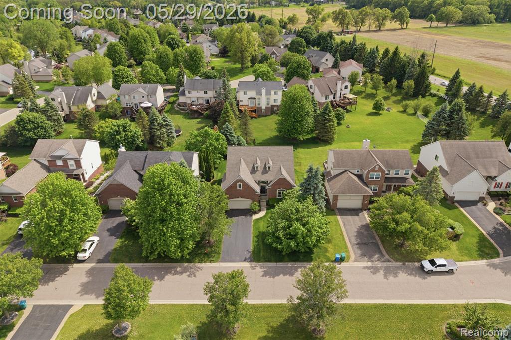 735 Kentbrook Drive, Commerce Twp, MI 48382 — Photo 55