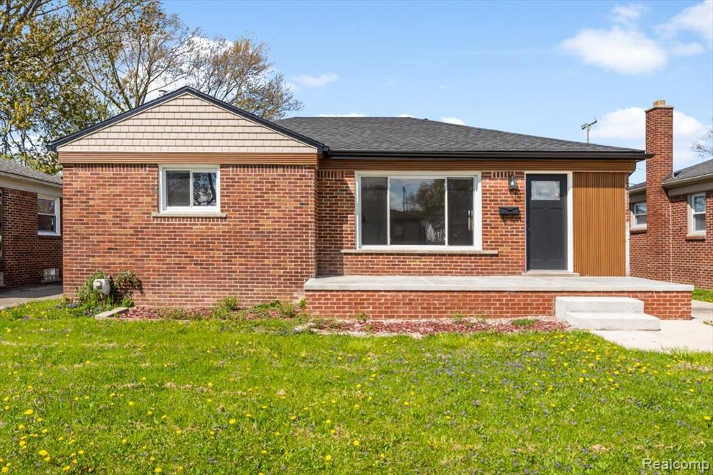 22631 Mylls Street, Saint Clair Shores, MI 48081 — front exterior