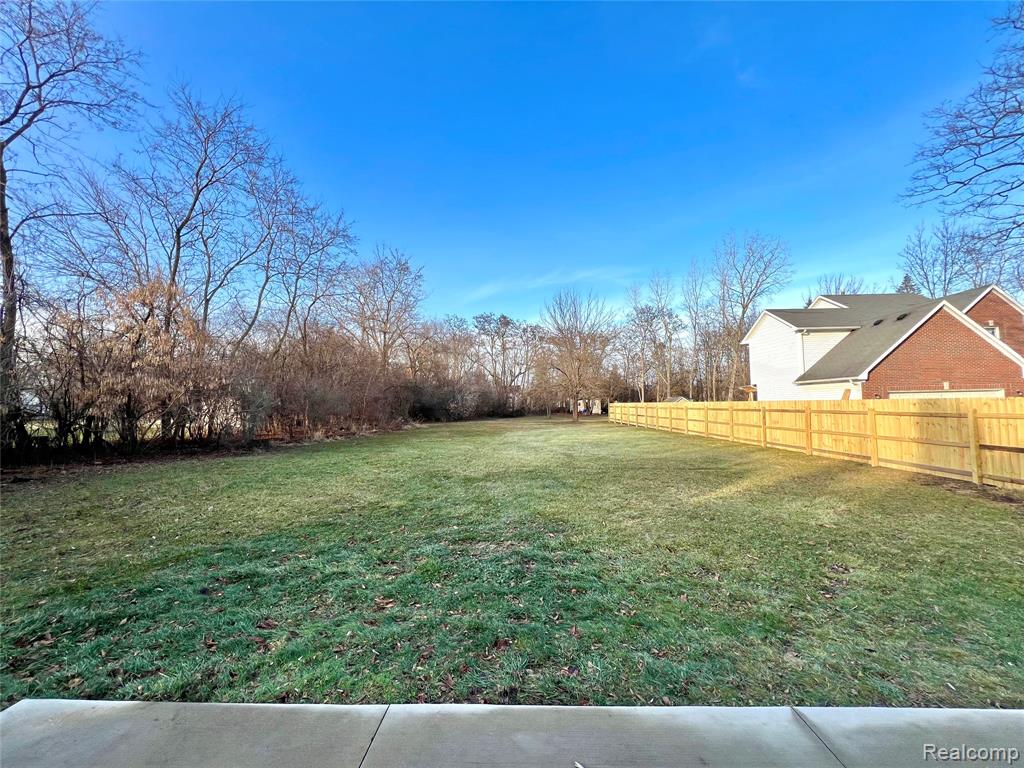 396 South Boulevard W, Rochester Hills, MI 48307 — Photo 32