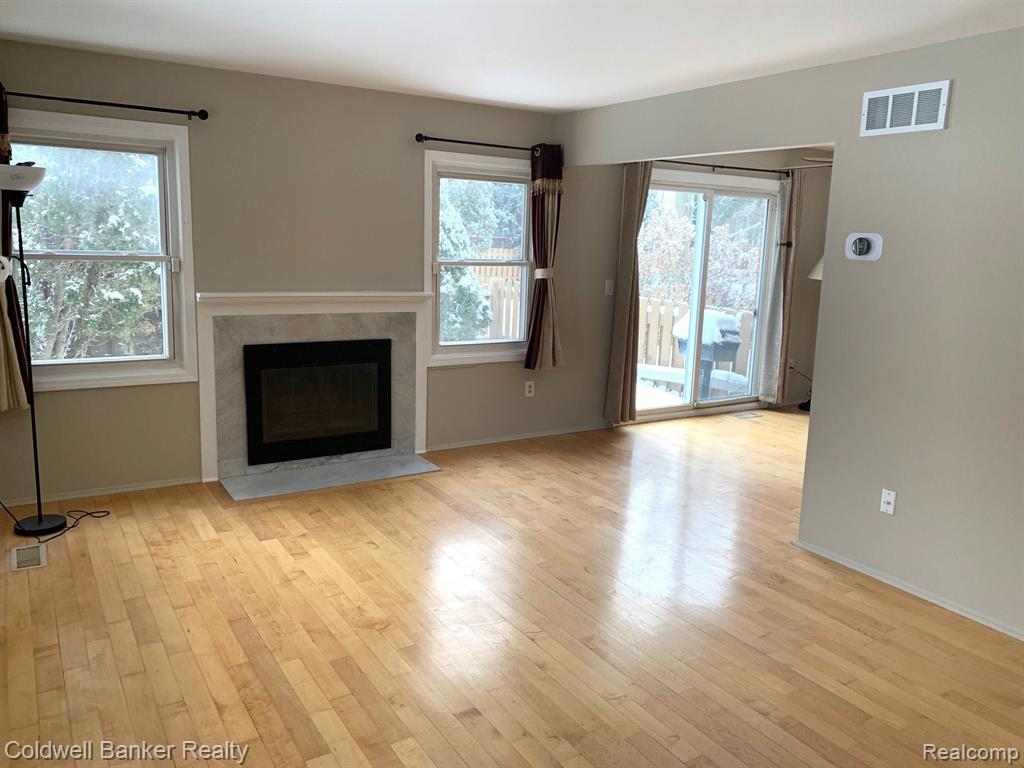 5109 BUCKINGHAM, 403, Troy, MI 48098 — Photo 5