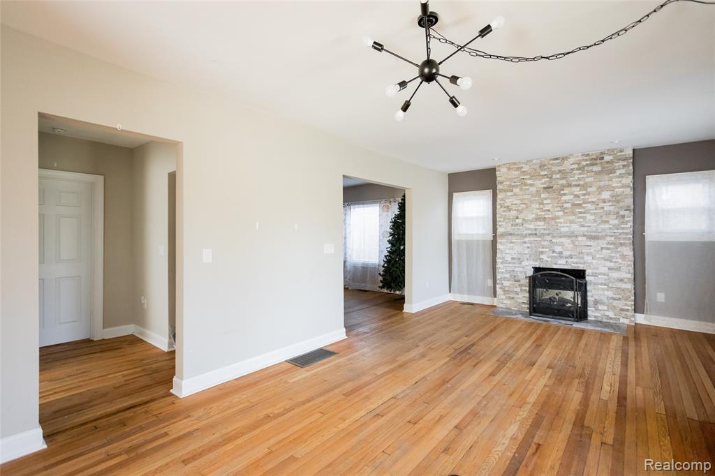 11164 E Outer Drive, Detroit, MI 48224 — Photo 8