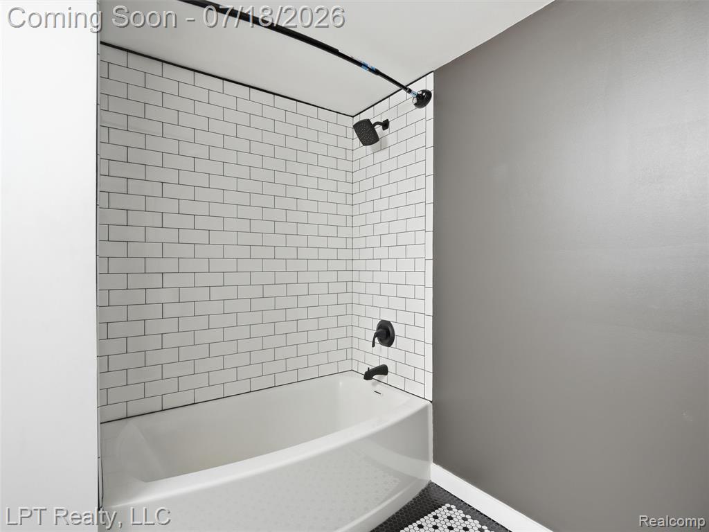 4539 Parker Drive, Howell, MI 48843 — Photo 22
