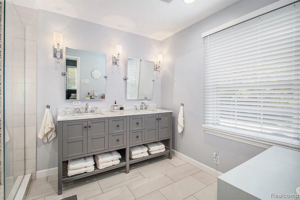 9875 Island Drive, Grosse Ile, MI 48138 — Photo 20