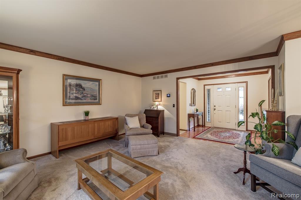 4614 Lehigh Drive, Troy, MI 48098 — Photo 10