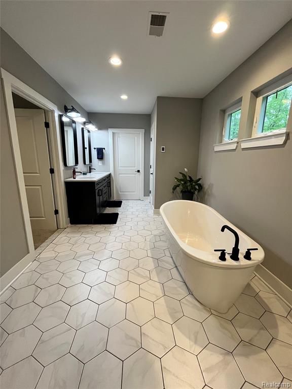 2400 N Hacker Road, Howell, MI 48855 — Photo 17