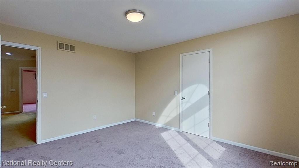 4392 STONEVIEW Drive, West Bloomfield, MI — Photo 61