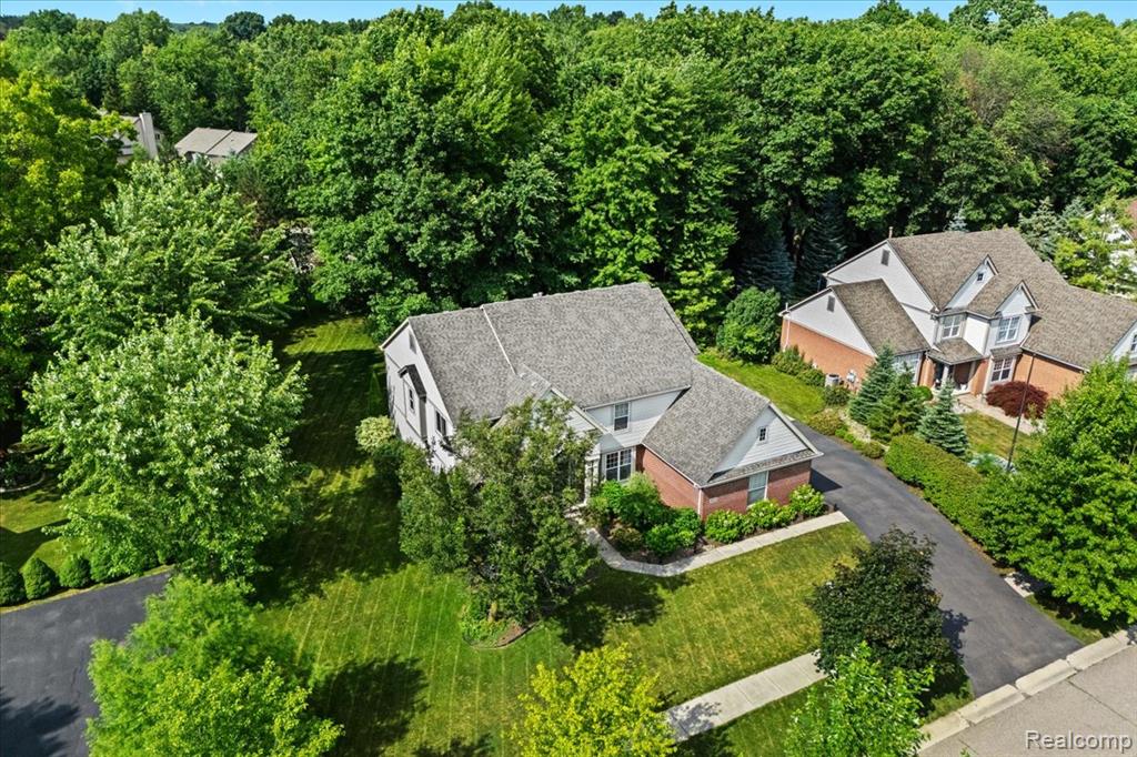 4583 Racewood Drive, Commerce Twp, MI 48382 — Photo 34