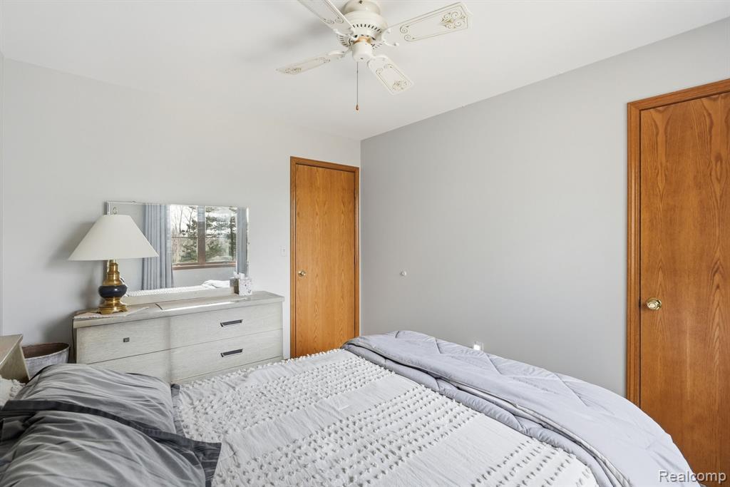 5436 N Lakeshore Road, Deckerville, MI 48427 — Photo 17