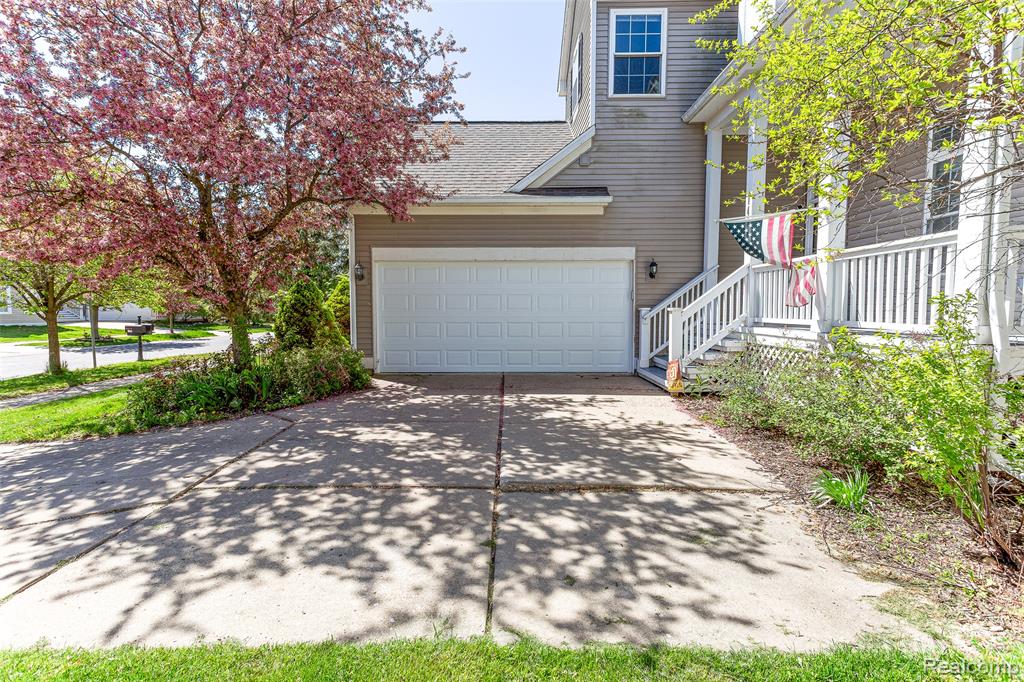 1484 Chapleau Drive - Photo 3