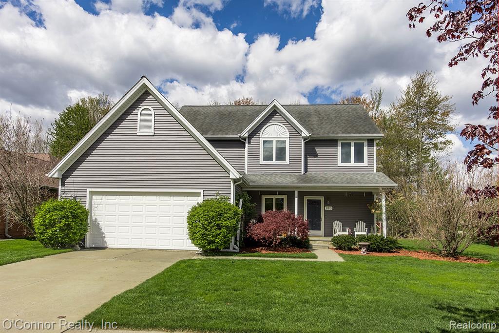 910 Hunter Court, Marysville, MI 48040