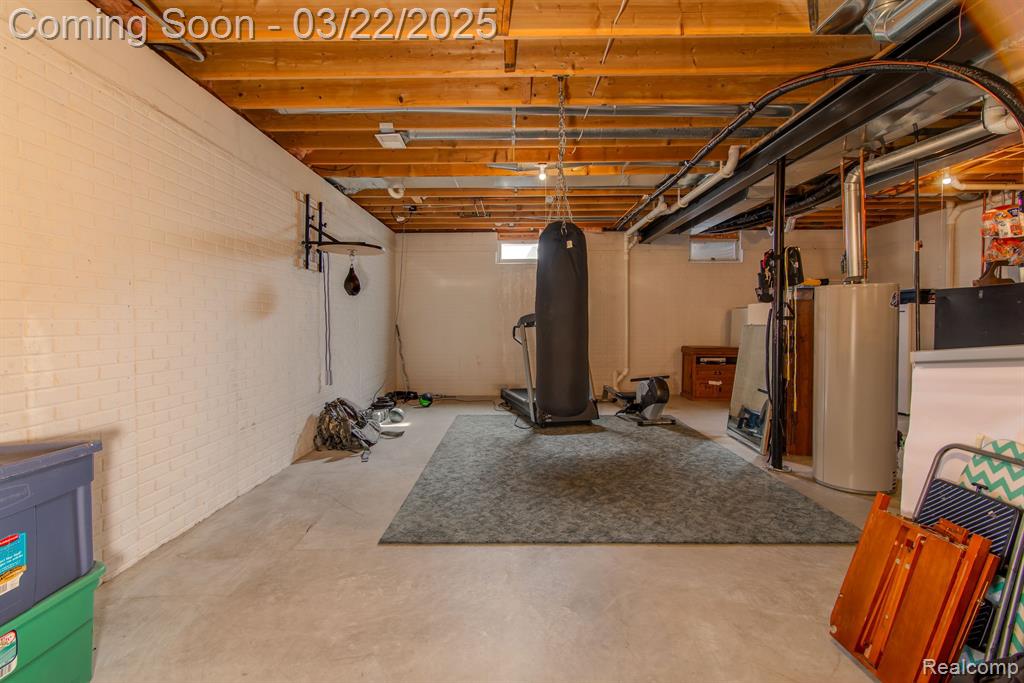 5271 WYNDEMERE Square, Swartz Creek, MI 48473 — Photo 29