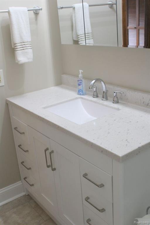 1235 HARBOUR Drive, Trenton, MI 48183 — Photo 28