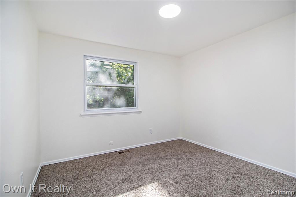 2188 HEMLOCK Drive, Ann Arbor, MI 48108 — Photo 20