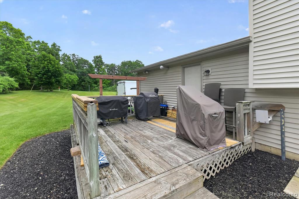4903 Cape Town, Highland, MI 48356 — Photo 35