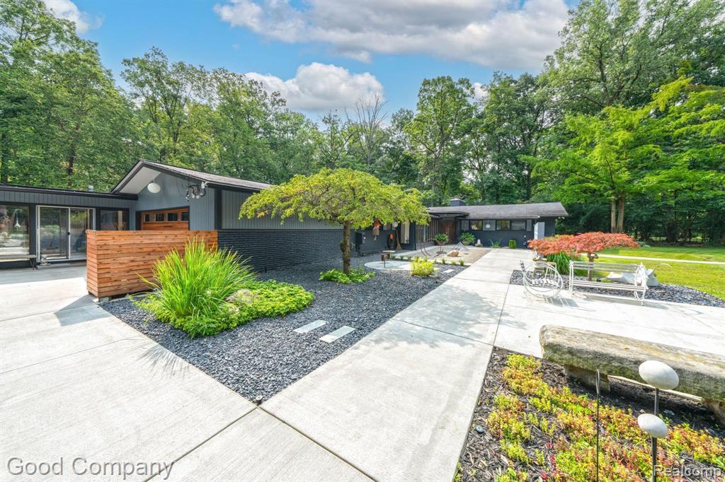 5385 Bywood Road, Bloomfield Hills, MI 48302 — Photo 49