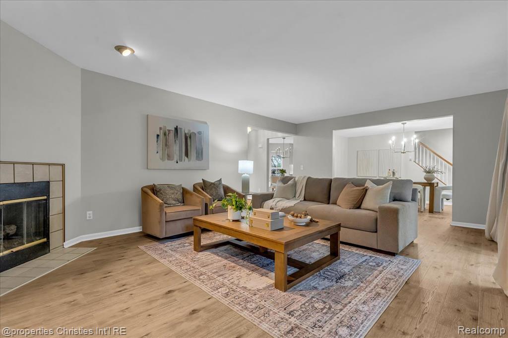 5963 James Head Court, West Bloomfield, MI 48324 — Photo 7