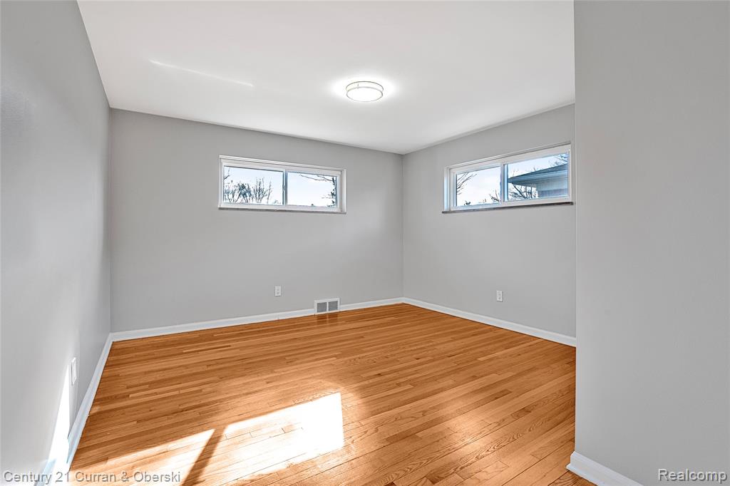 9335 Louis Street, Redford, MI 48239 — Photo 9