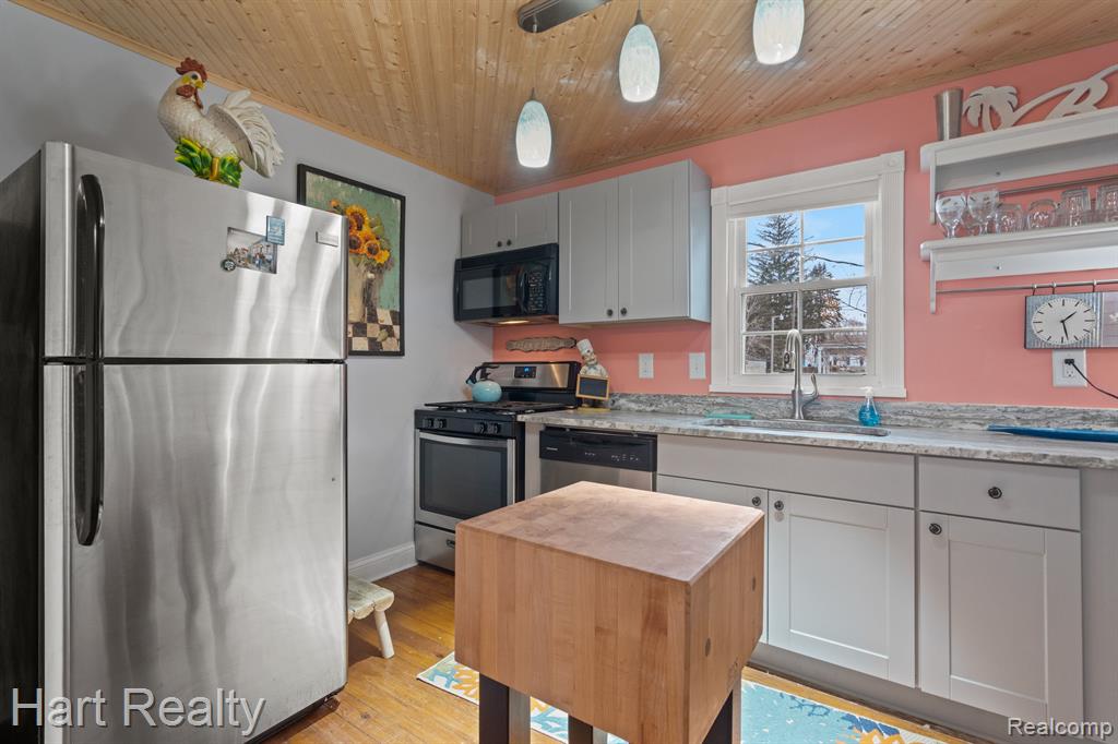 5628 Washington, Lexington, MI 48450 — Photo 6