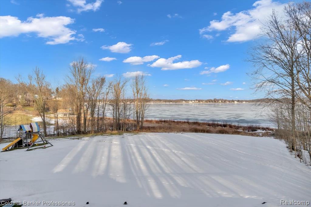 4359 Longview Drive, Lapeer, MI 48446 — Photo 6