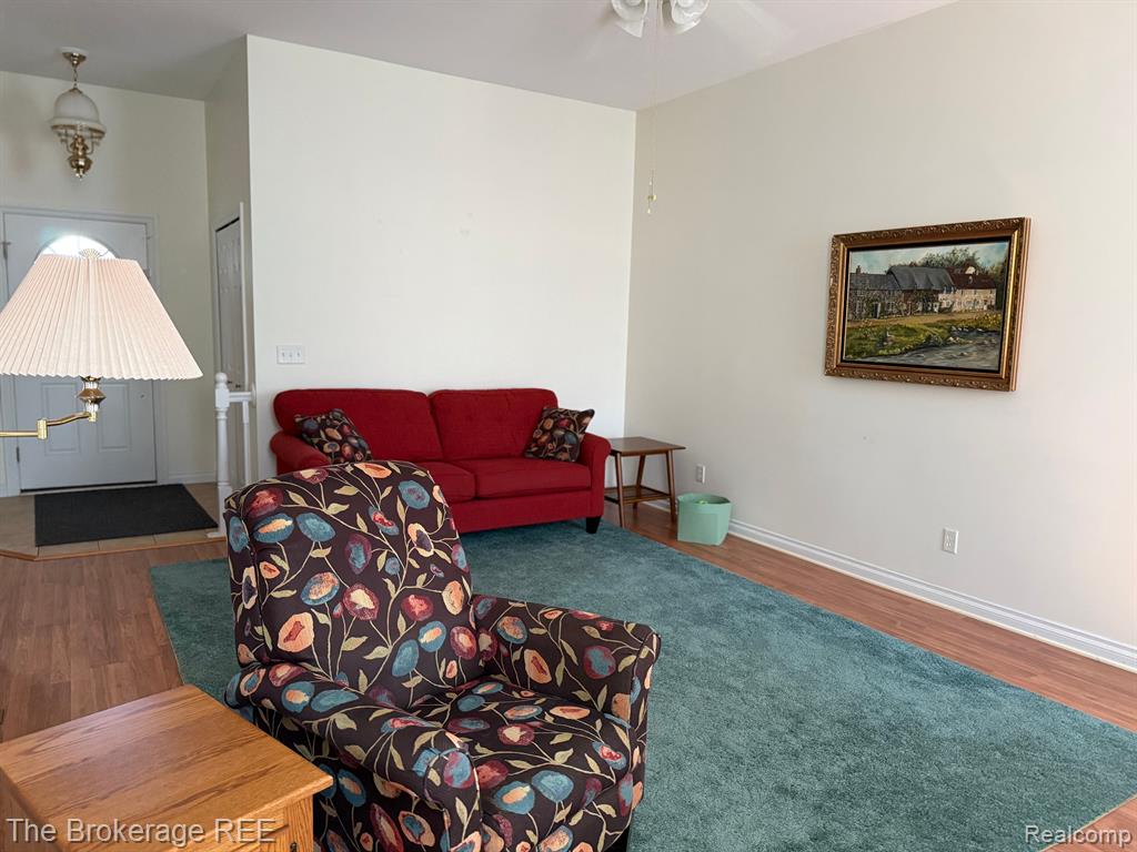 9133 PEMBROOK Drive, Davison, MI 48423 — Photo 32