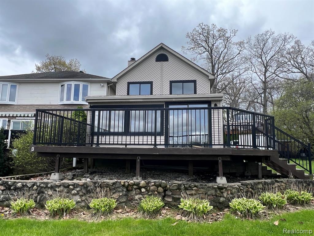 5377 Wildwood Drive, Howell, MI 48843 — Photo 12