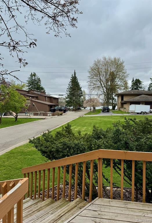3234 PINE LAKE Road, West Bloomfield, MI 48324 — Photo 9