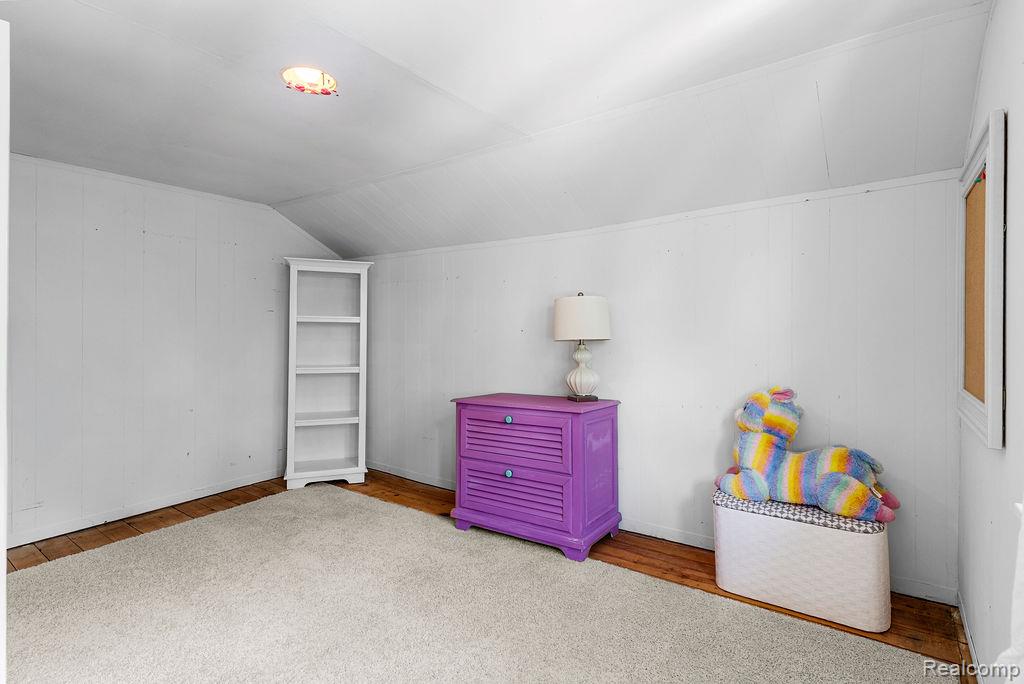 411 E Maple Street, Holly, MI 48442 — Photo 31