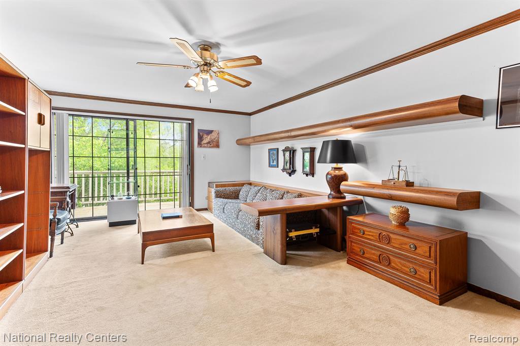 7207 Creeks Bend Drive, West Bloomfield, MI — Photo 32