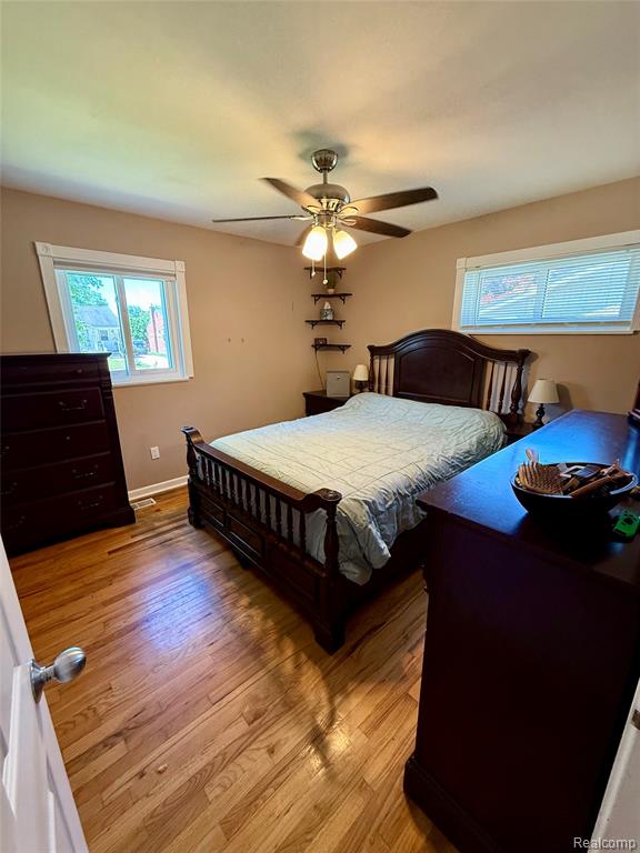 9994 Deering Street, Livonia, MI 48150 — Photo 20