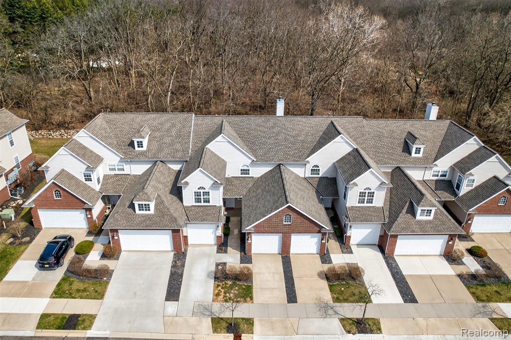 2946 Hunley Drive, Ann Arbor, MI 48105 — Photo 38
