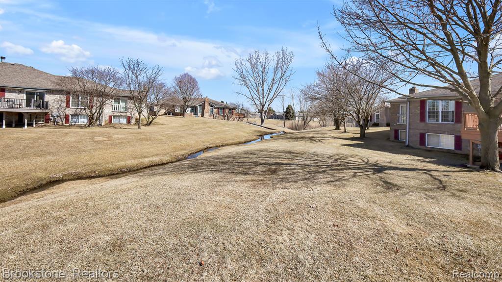 48451 LANCE CREEK, Shelby Twp, MI 48315 — Photo 18
