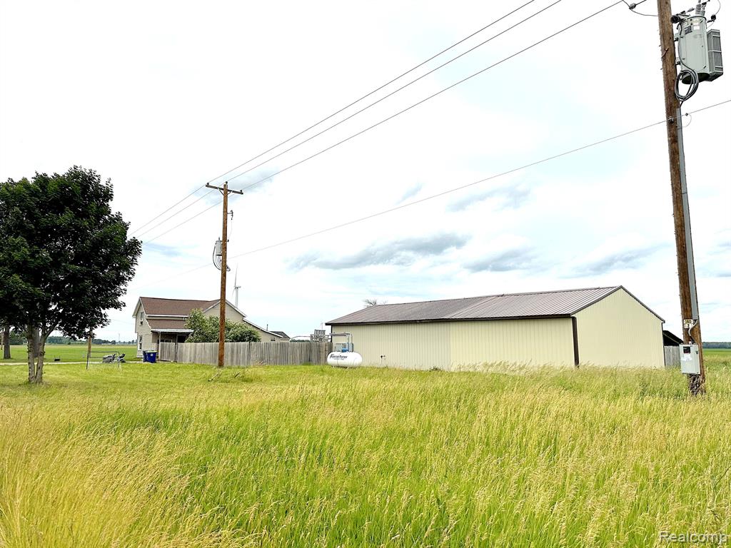 7933 E McGregor Road, Wheeler, MI 48662 — Photo 2