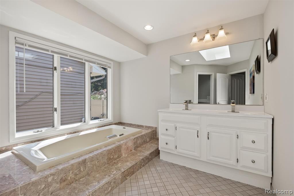 41855 Brentwood Drive, Plymouth, MI 48170 — Photo 27
